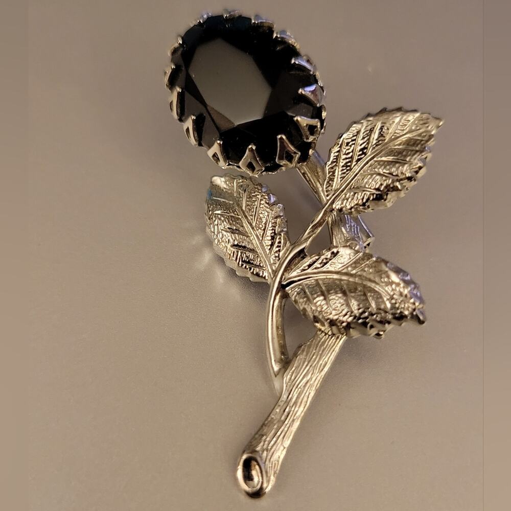 Dainty Vintage W Sterling Silver Flower Brooch Hematite Stone 925